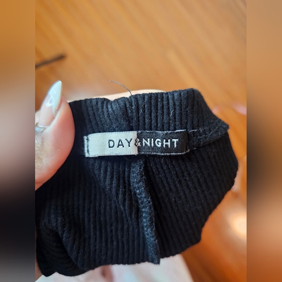 Day&Night Highwaist Black Ribbed Biker Shorts Size S - Picture 7 of 7